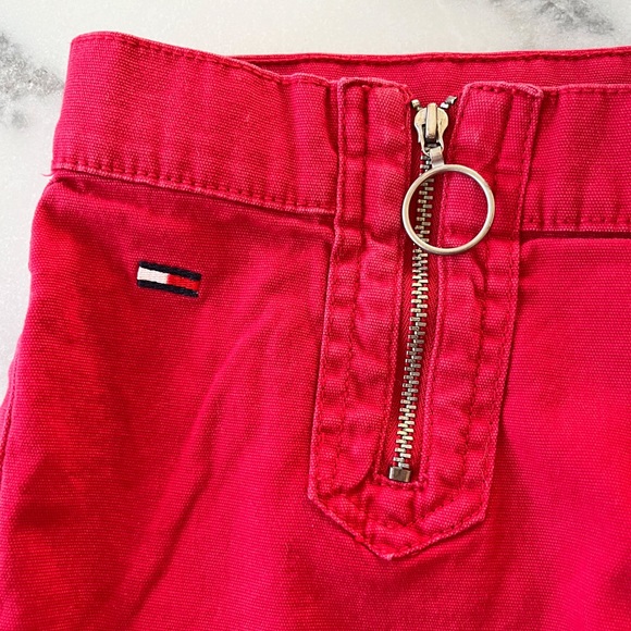 ⚡️Vintage⚡️ Early 2000’s Red Tommy Hilfiger Jeans Capris - Picture 8 of 11